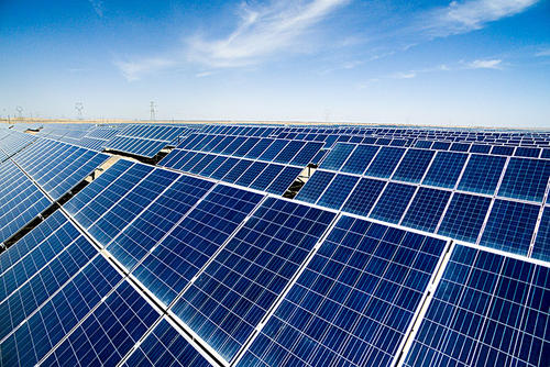 太阳能电池板完全消除了北德克萨斯州的部分电费